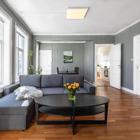 Sunny Apartment In Alesund City Esterno foto